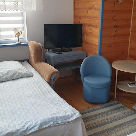 "Jutrzenka" Apartment Bialowieza Bagian luar foto