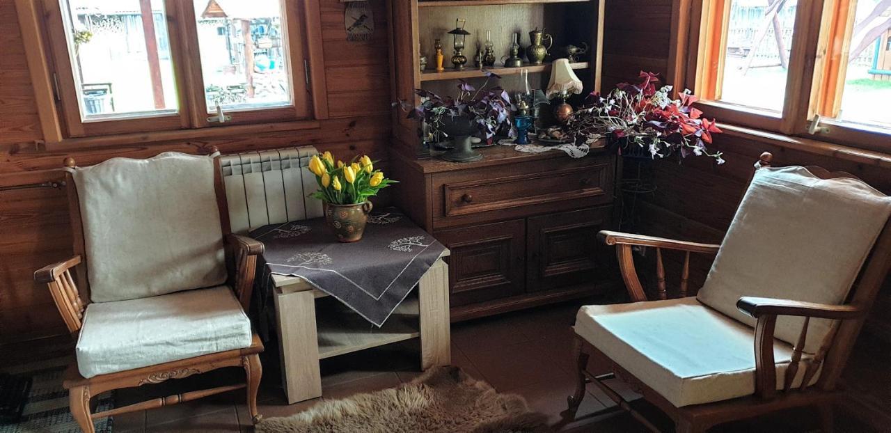 "Jutrzenka" Apartment Bialowieza Bagian luar foto